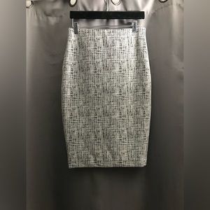 Express black and white design fitted midi skirt size small